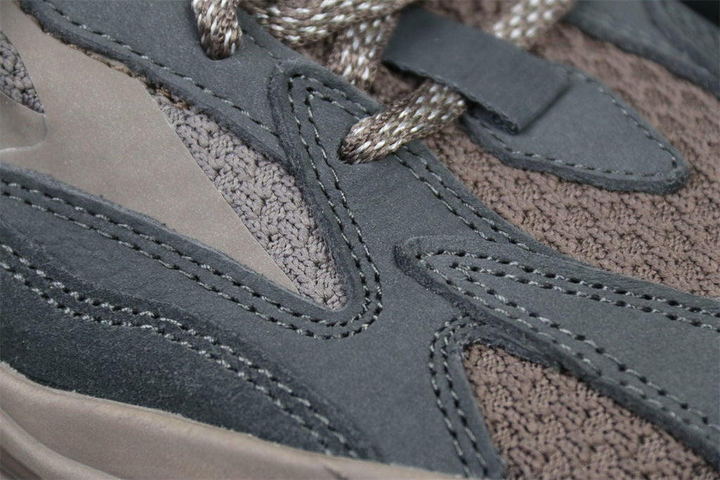 Yeezy Boost 700 V2 'Mauve'