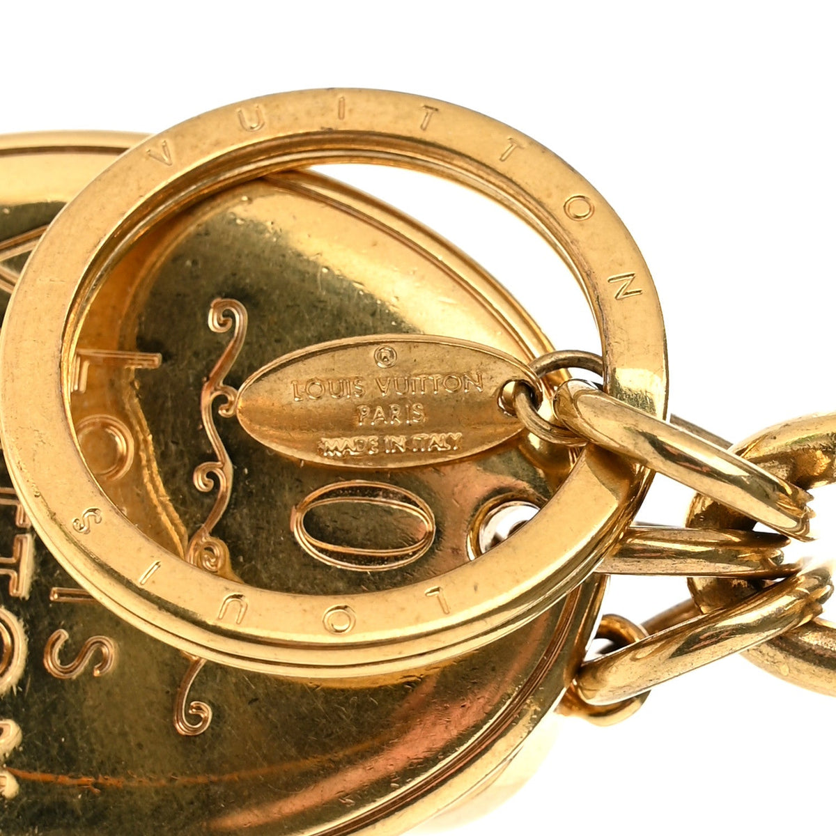 101 Champs Elysees Maizeon Key Charm Gold