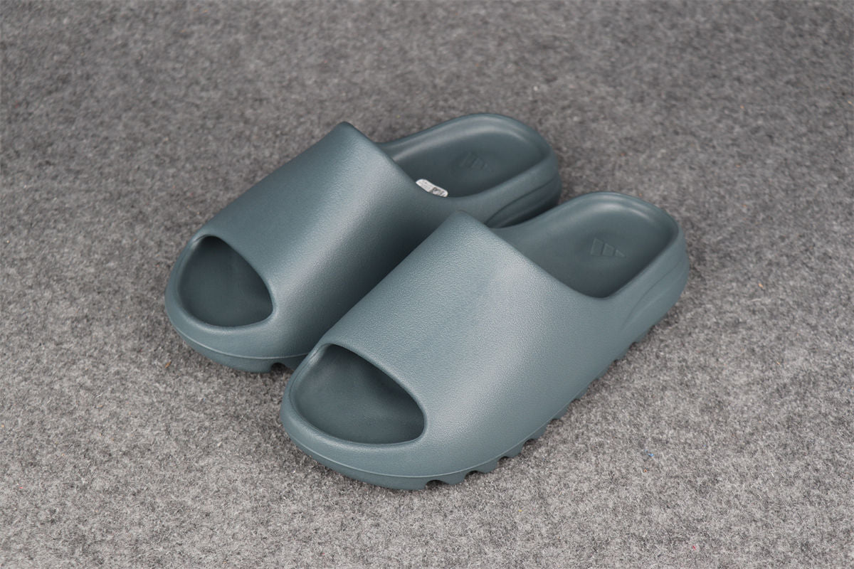 Yeezy Slides 'Slate Marine'